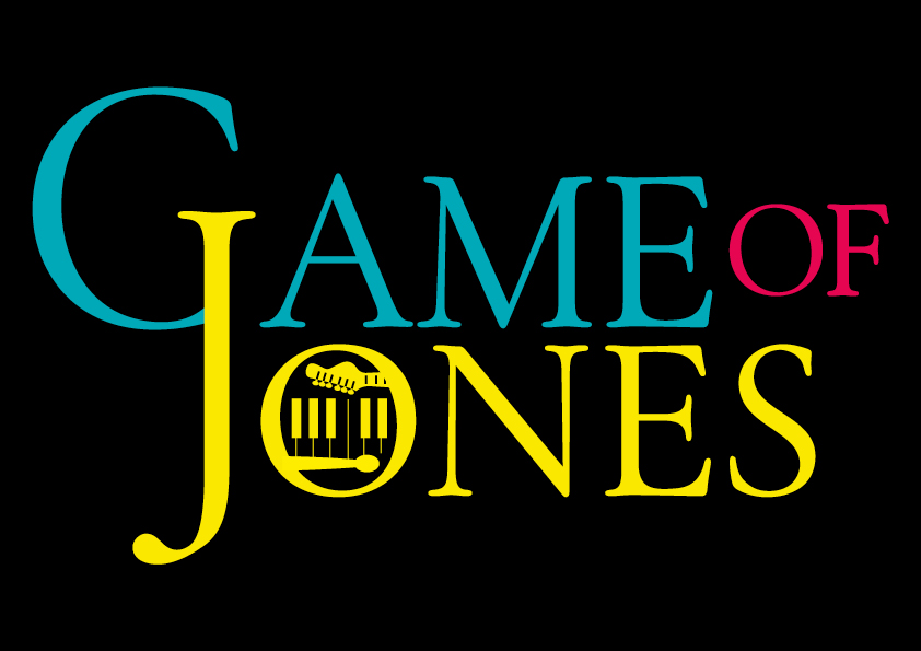 Schwarzer Hintergrund mit farbigem Schriftzug 'Game of Jones', wobei im Buchstaben 'O' ein Klavier, eine Gitarre und ein Mikrofon grafisch dargestellt sind